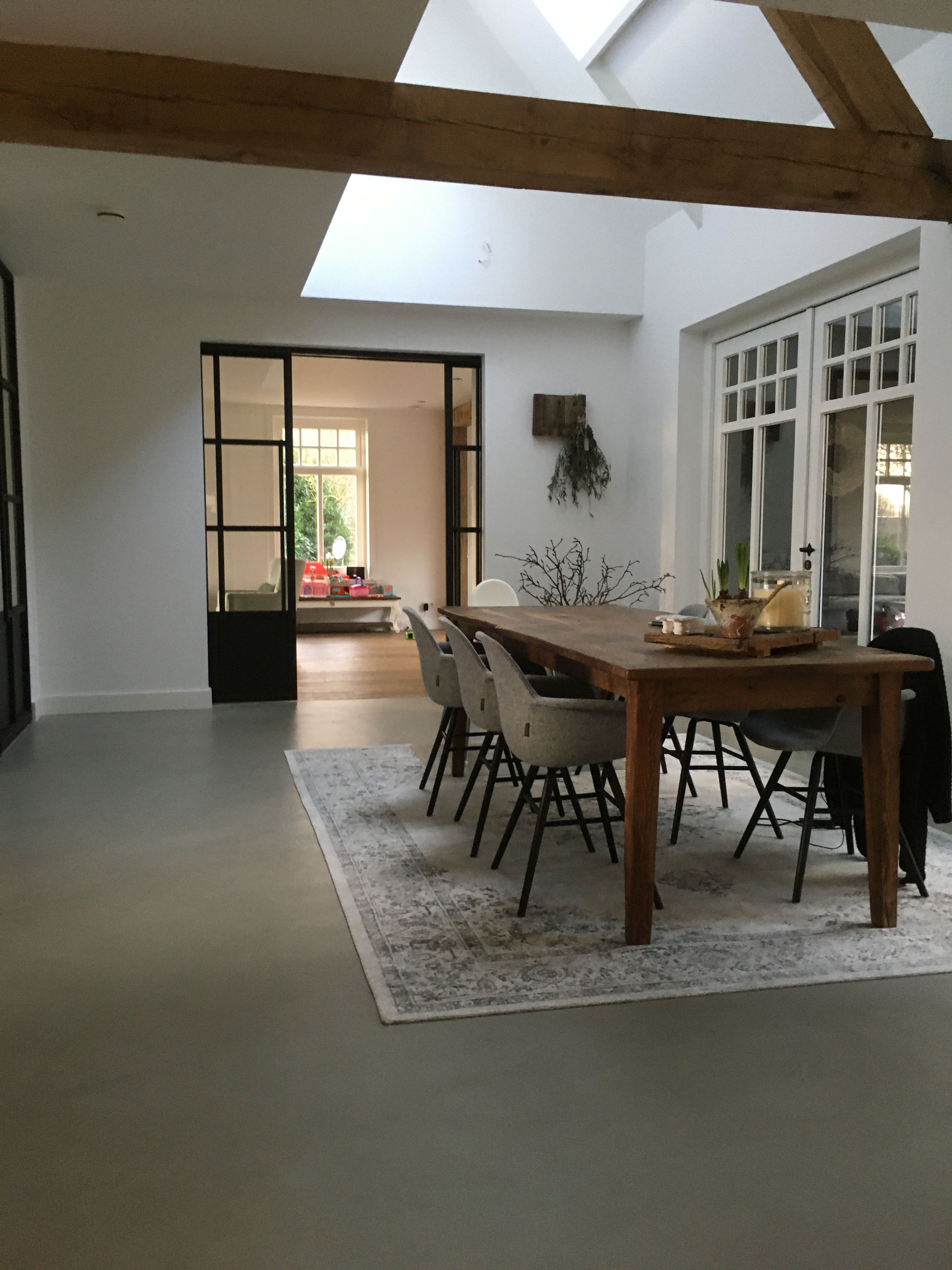 New Raw Eetkamer - sfeervolle eetkamer 15
