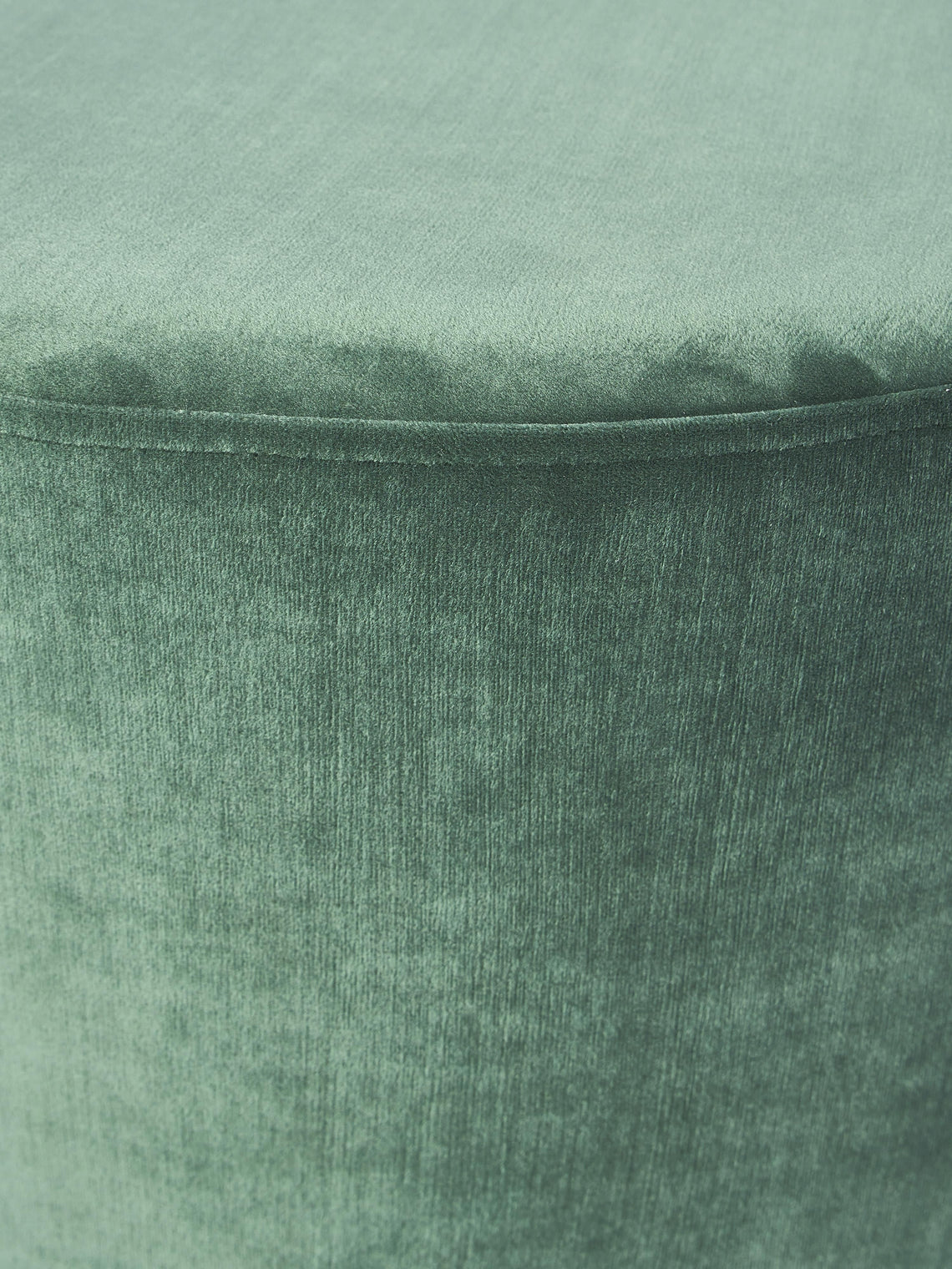 Fluwelen Poef in Juweelkleur (Smaragdgroen of Bordeaux)