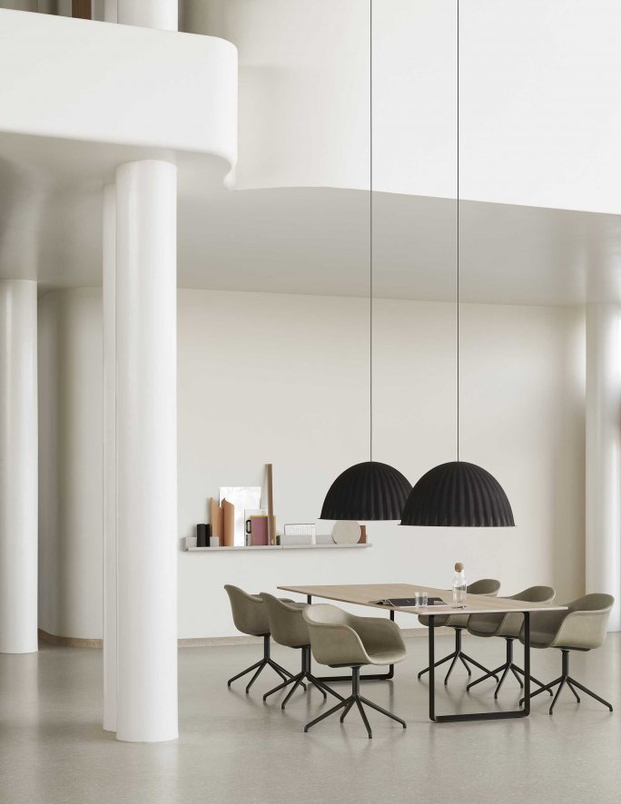 Muuto Under The Bell hanglamp